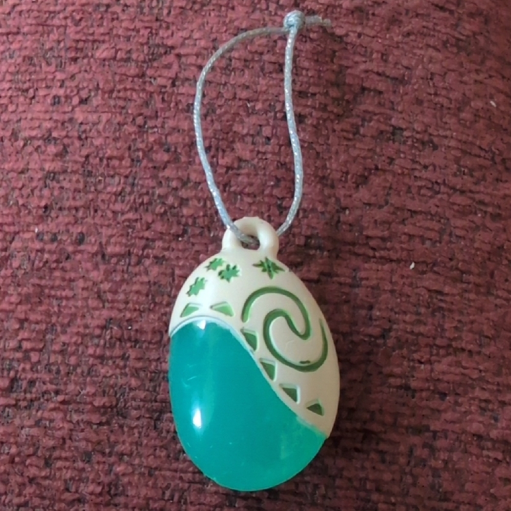 Disney Ornament MOANA Green and Cream Decorative Te Fiti Heart - Picture 4 of 6